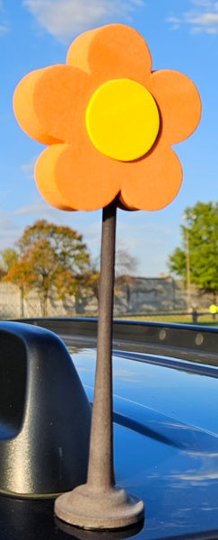 *Vintage* 2005 Rare Super Size Orange DAISY Antenna Balls / Dangler / Dashboard Buddy
