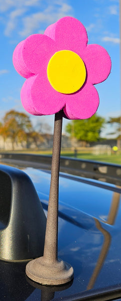 *Vintage* 2005 Rare Super Size Pink DAISY Antenna Balls / Dangler / Dashboard Buddy